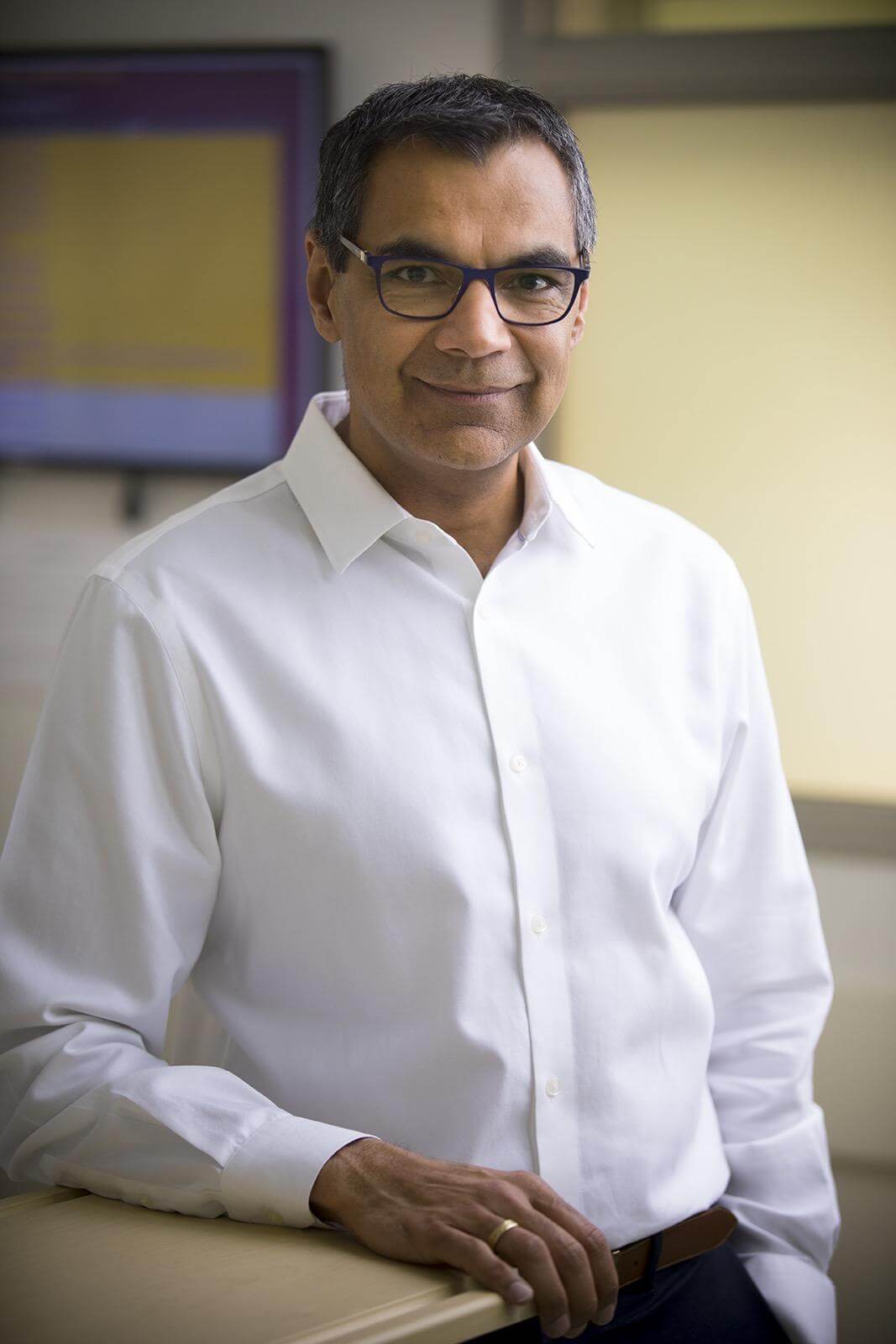 Moyez Ladhani